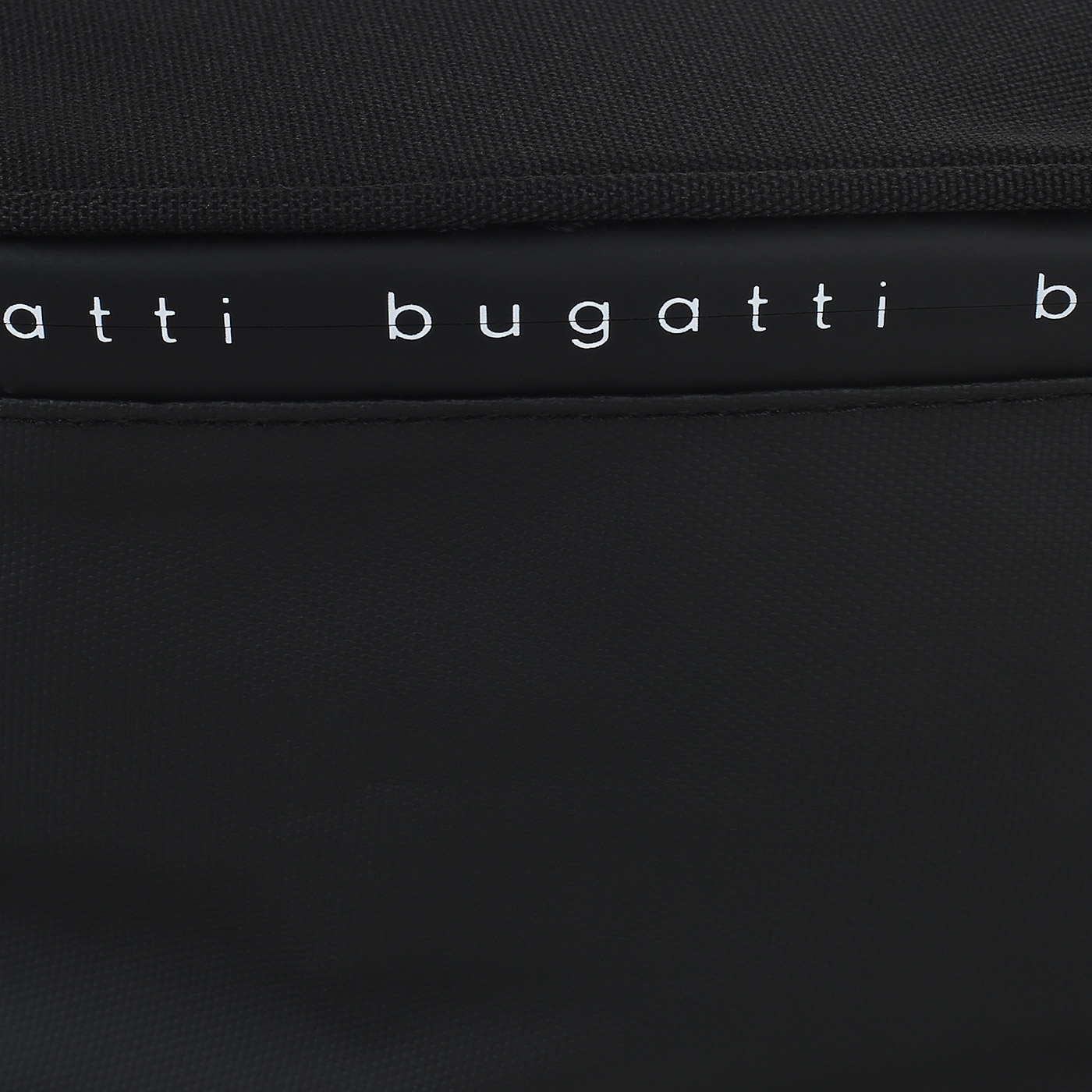 Сумка на пояс Bugatti Blanc Delight