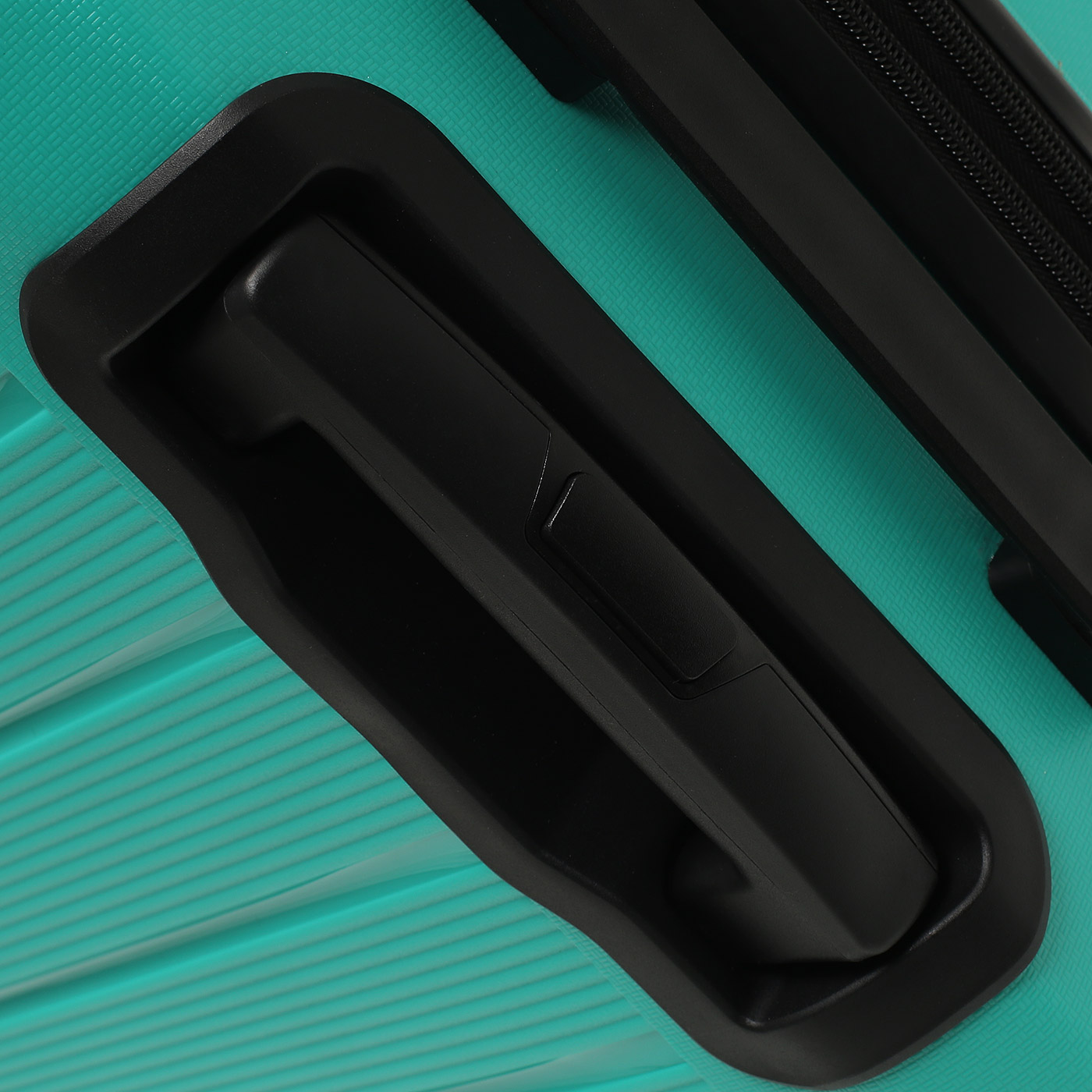 Чемодан средний M из полипропилена Torber 