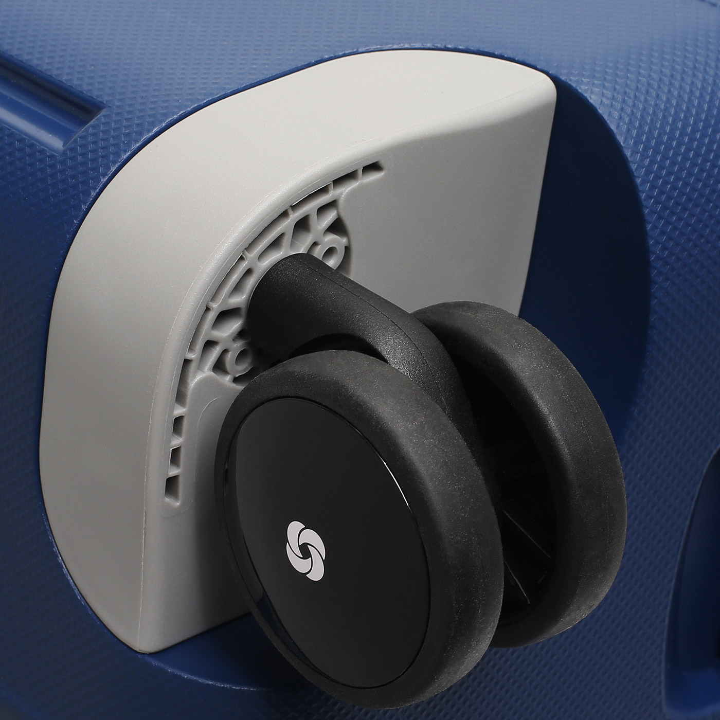 Чемодан большой L из полипропилена Samsonite S’Cure