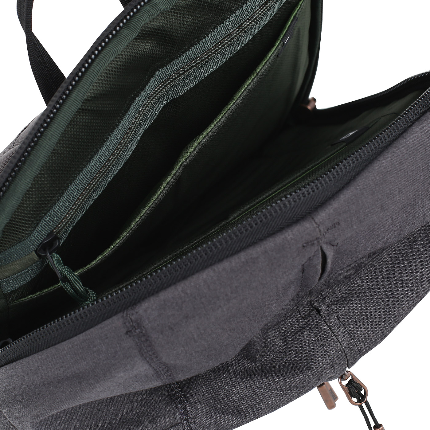Черный рюкзак с двумя отделами Thule Vea Backpack