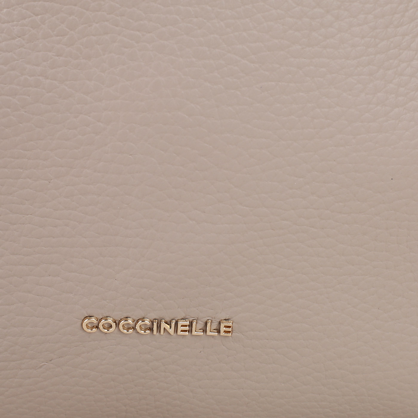 Дамский кожаный рюкзак Coccinelle Lea