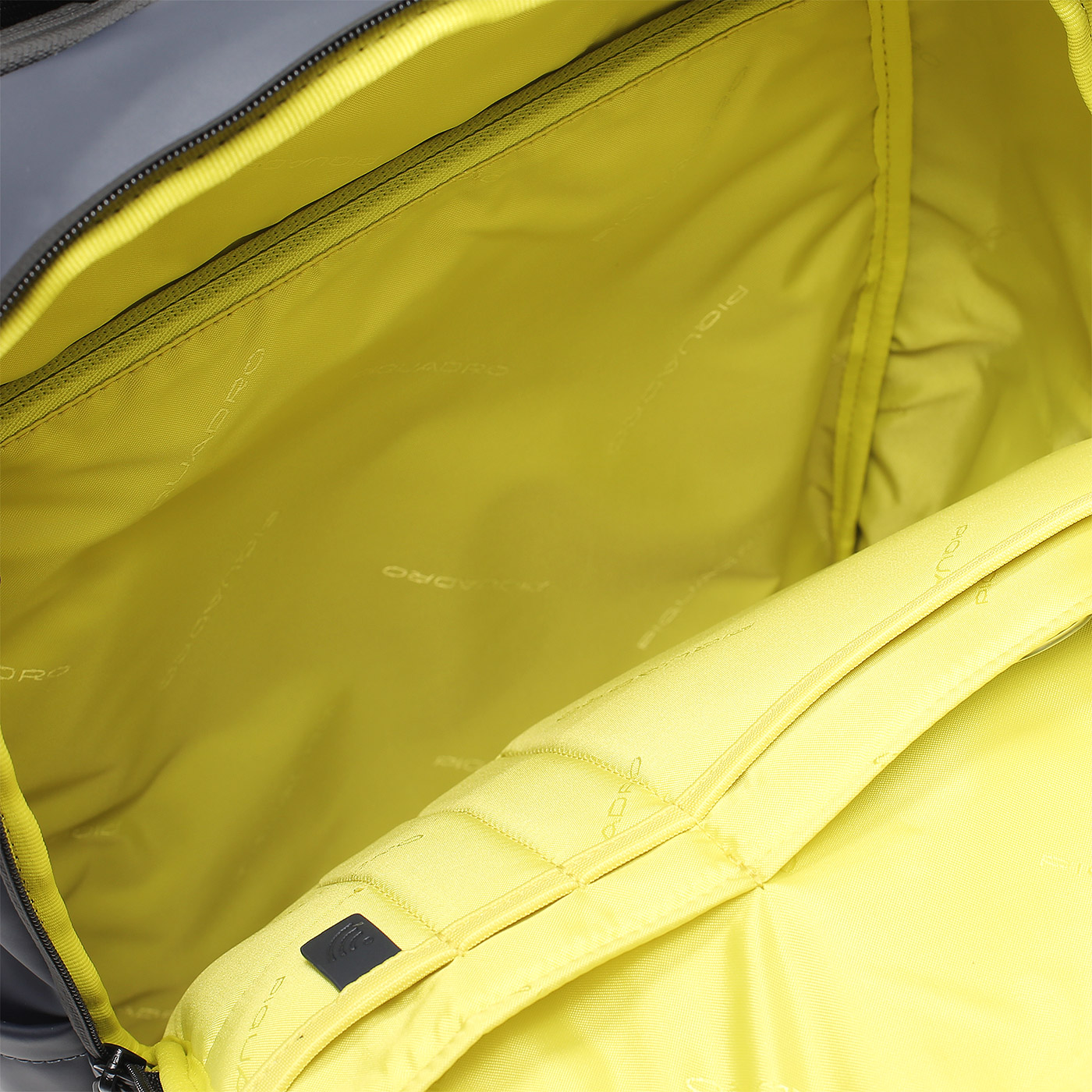 Городской рюкзак Piquadro Corner