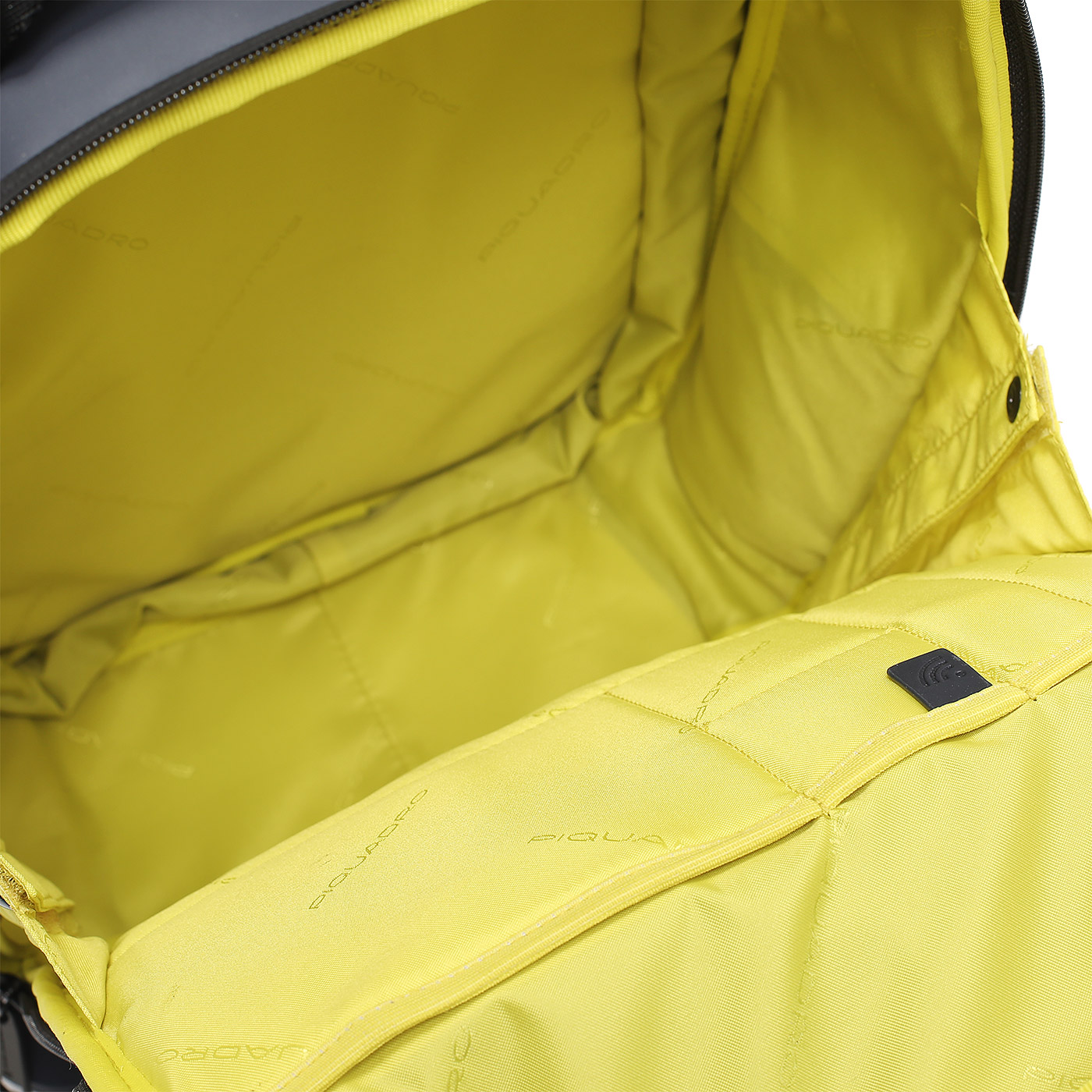 Городской рюкзак Piquadro Corner