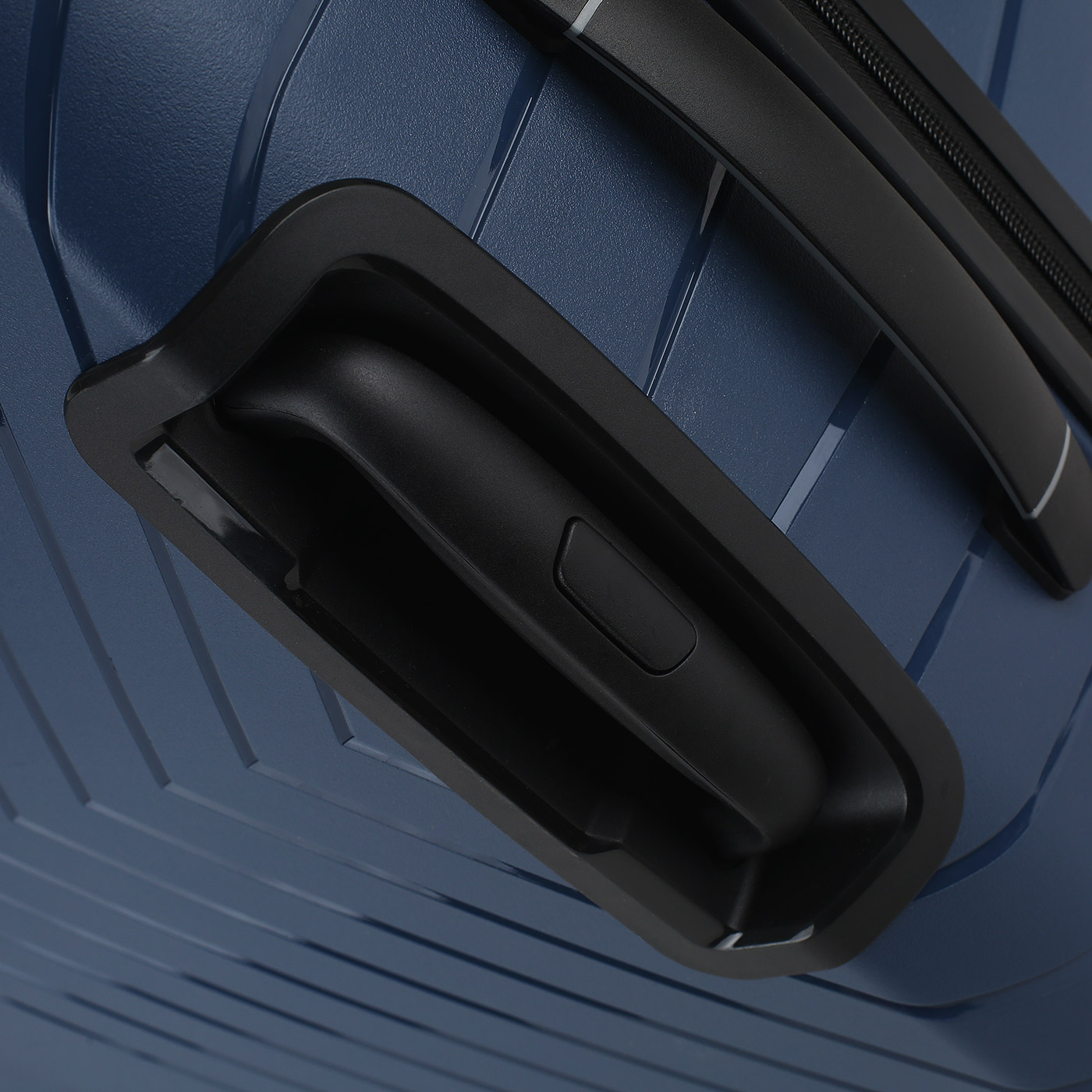 Чемодан большой L из полипропилена с кодовым замком Eberhart Allure