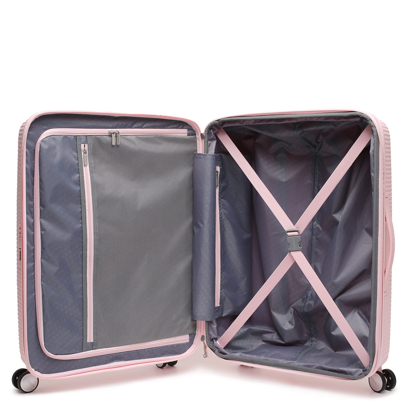 Чемодан средний M из полипропилена American Tourister Soundbox