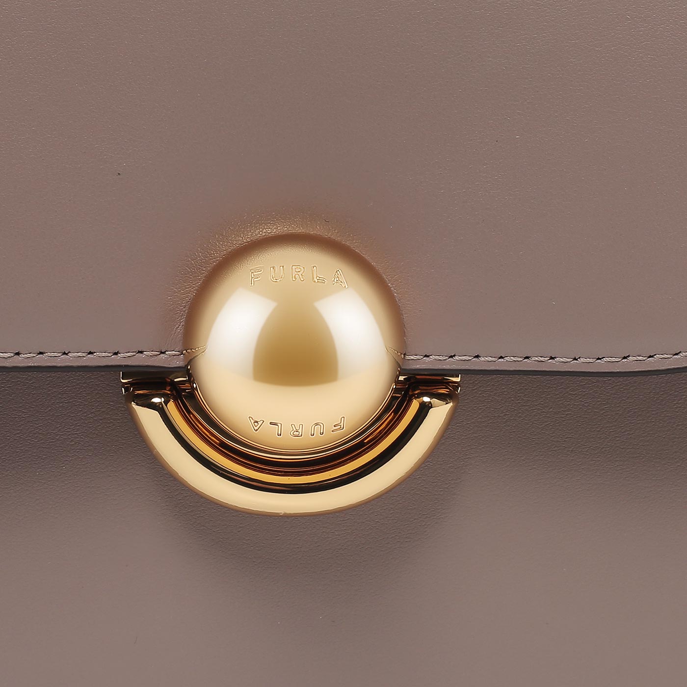 Сумка через плечо Furla Sfera