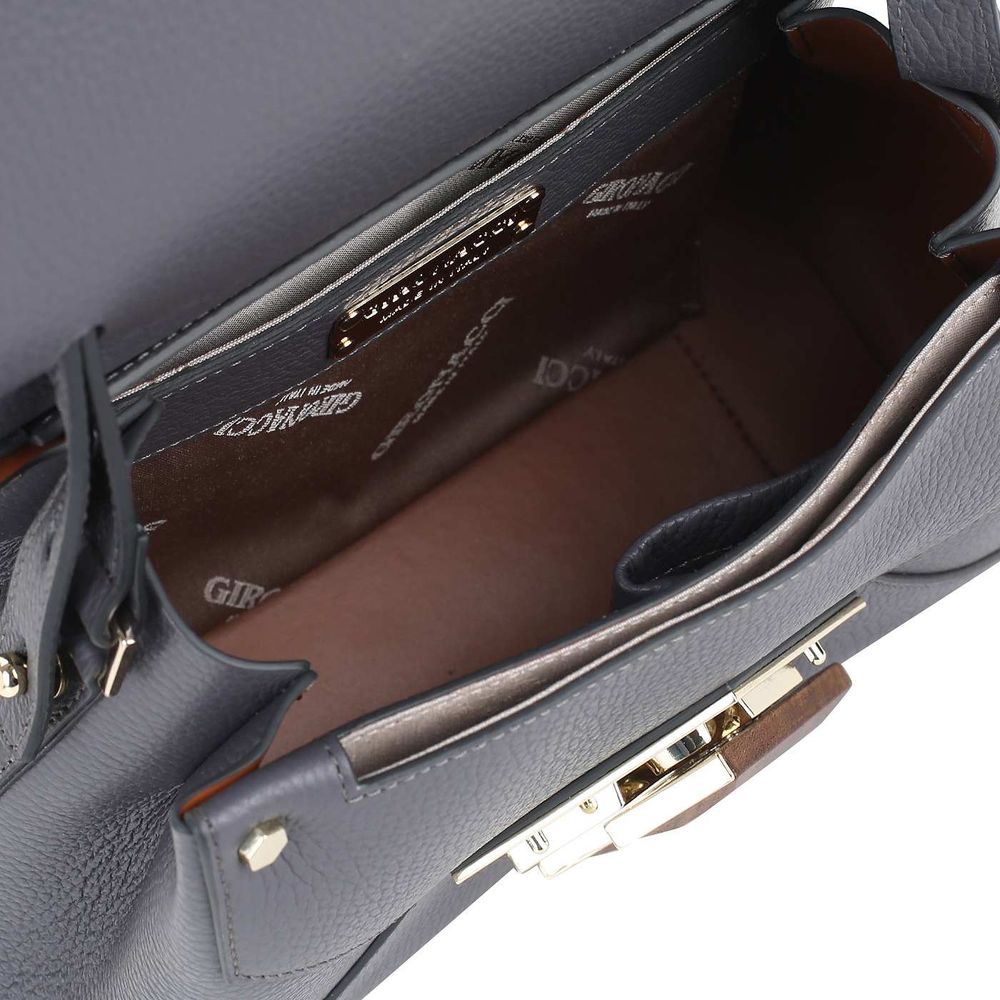 Сумочка с регулируемой ручкой Gironacci 