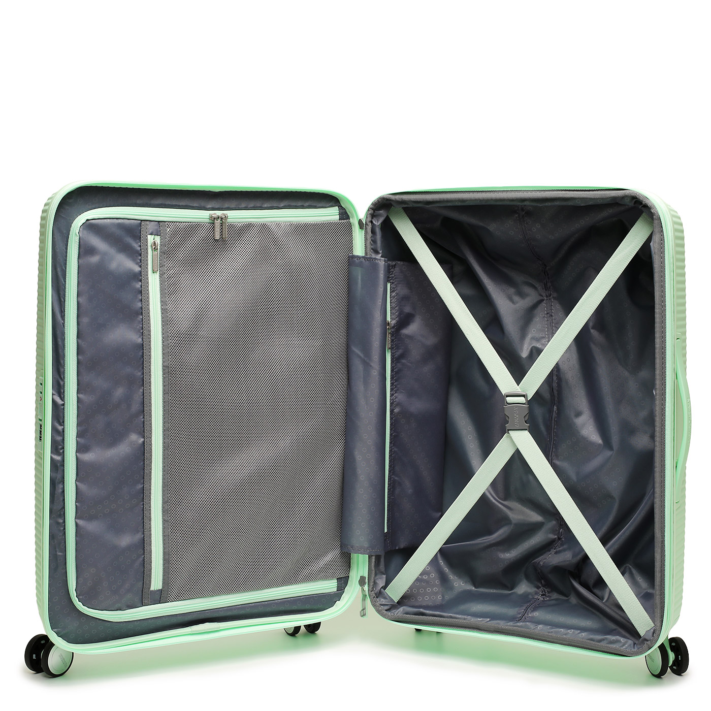 Чемодан средний M из полипропилена American Tourister Soundbox