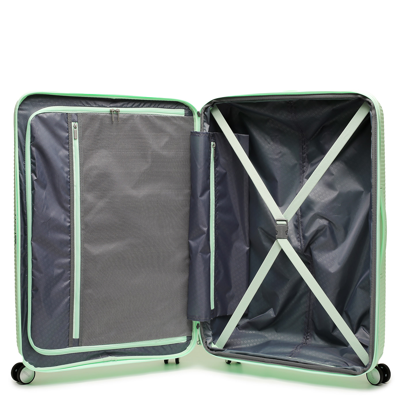 Чемодан большой L из полипропилена American Tourister Soundbox