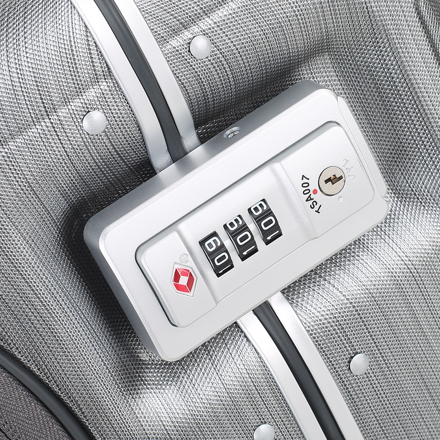 Чемодан для ручной клади из поликарбоната Piquadro PQ-LM