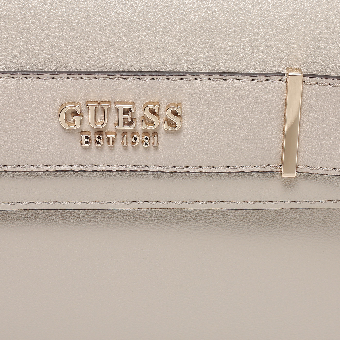 Сумка с ручками-цепочками Guess Anadela