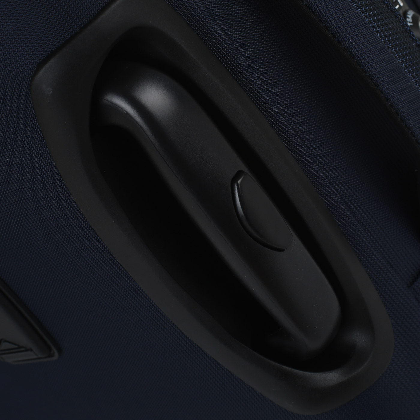 Чемодан средний M тканевый с кодовым замком Stevens Urban