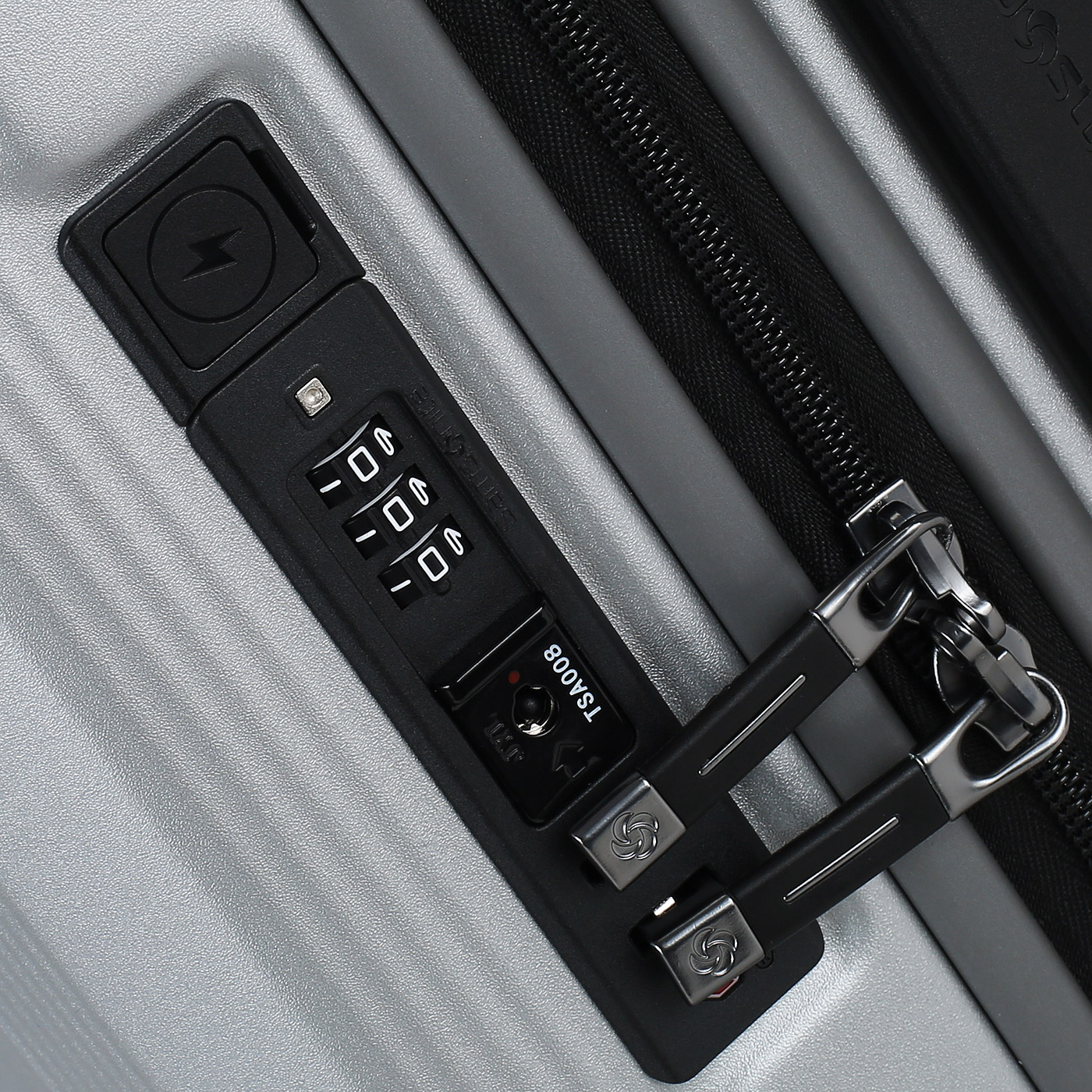 Чемодан маленький S из поликарбоната Samsonite Nuon